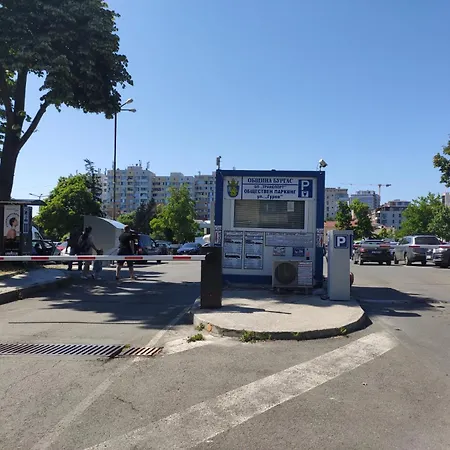 Kate's Place * בורגאס