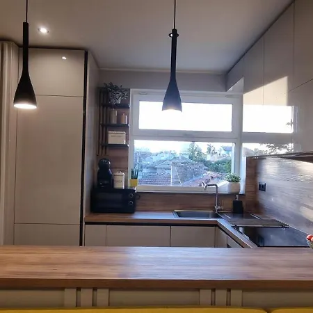 Kate's Place * בורגאס